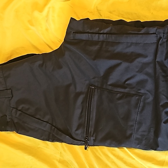 Oakley black ski pants - Picture 8 of 13